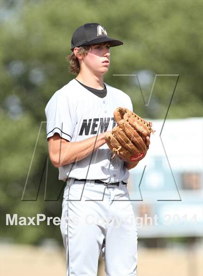 Thumbnail 2 in Kapaun Mt. Carmel vs. Newton (KSHSAA 5A Regional Playoff) photogallery.