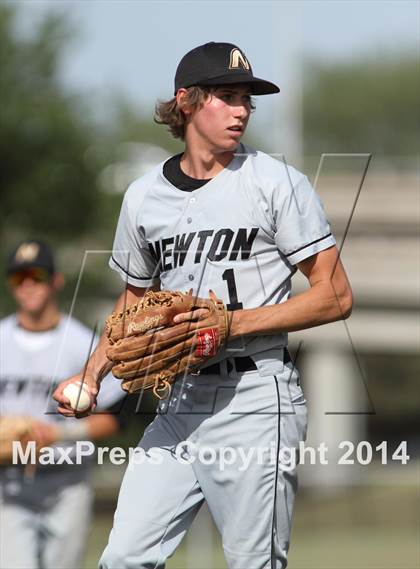 Thumbnail 1 in Kapaun Mt. Carmel vs. Newton (KSHSAA 5A Regional Playoff) photogallery.