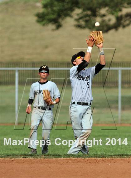 Thumbnail 1 in Kapaun Mt. Carmel vs. Newton (KSHSAA 5A Regional Playoff) photogallery.
