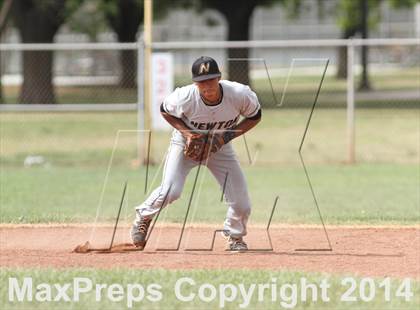 Thumbnail 3 in Kapaun Mt. Carmel vs. Newton (KSHSAA 5A Regional Playoff) photogallery.