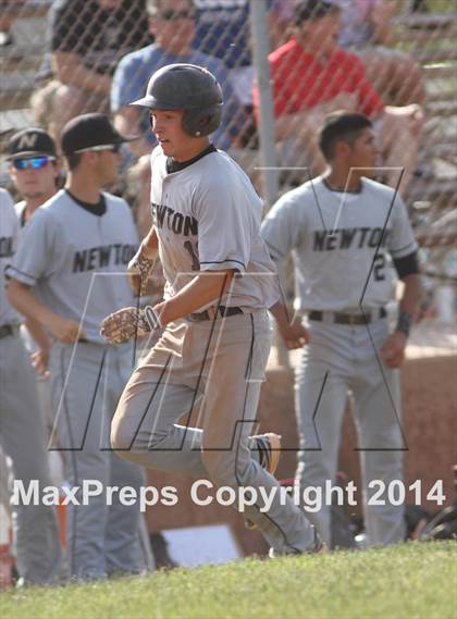 Thumbnail 3 in Kapaun Mt. Carmel vs. Newton (KSHSAA 5A Regional Playoff) photogallery.