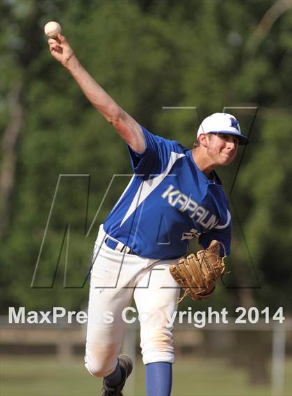 Thumbnail 2 in Kapaun Mt. Carmel vs. Newton (KSHSAA 5A Regional Playoff) photogallery.