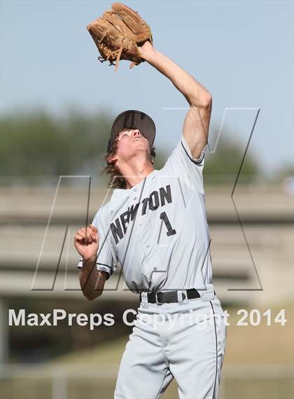 Thumbnail 2 in Kapaun Mt. Carmel vs. Newton (KSHSAA 5A Regional Playoff) photogallery.