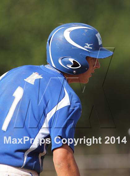 Thumbnail 3 in Kapaun Mt. Carmel vs. Newton (KSHSAA 5A Regional Playoff) photogallery.