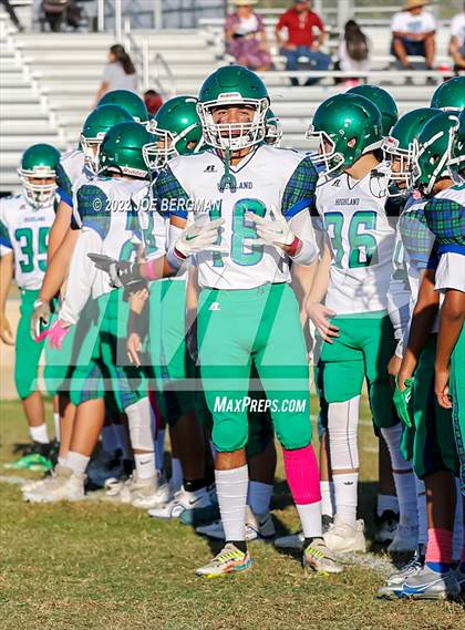 Thumbnail 3 in Highland @ East Bakersfield photogallery.