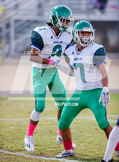 Thumbnail 3 in Highland @ East Bakersfield photogallery.
