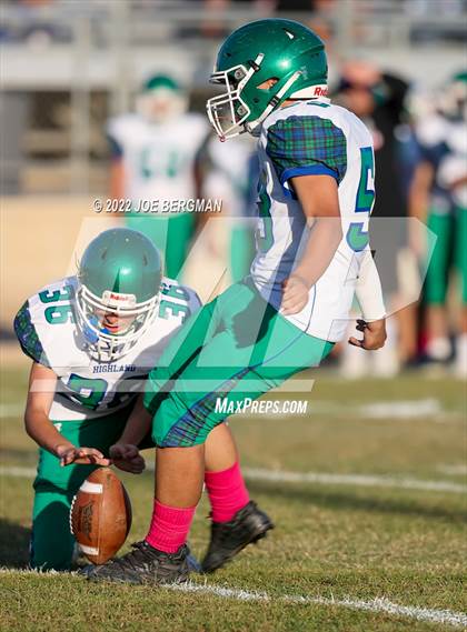 Thumbnail 3 in Highland @ East Bakersfield photogallery.