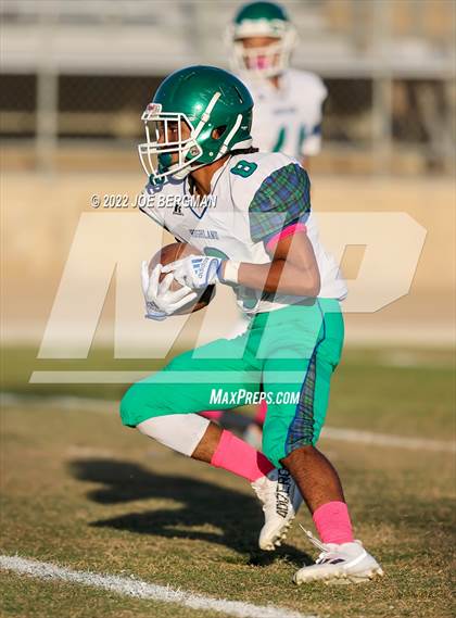 Thumbnail 1 in Highland @ East Bakersfield photogallery.