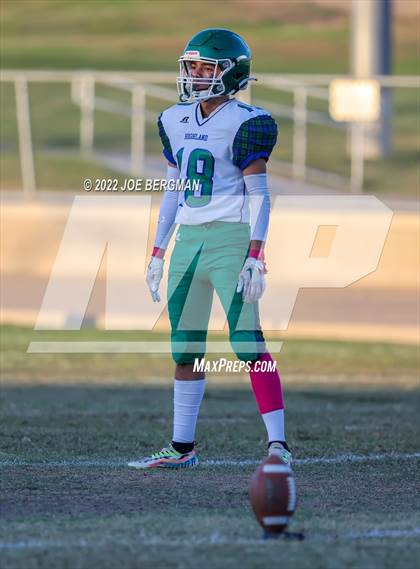 Thumbnail 3 in Highland @ East Bakersfield photogallery.
