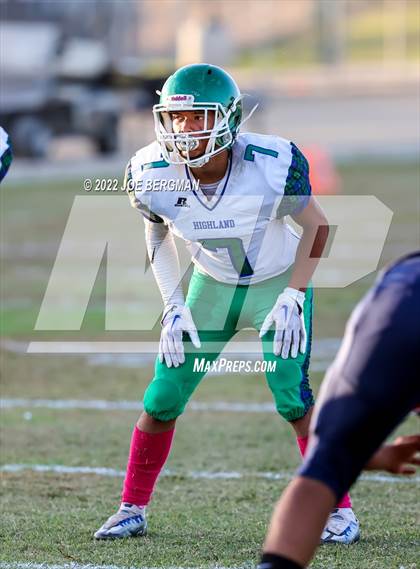 Thumbnail 3 in Highland @ East Bakersfield photogallery.