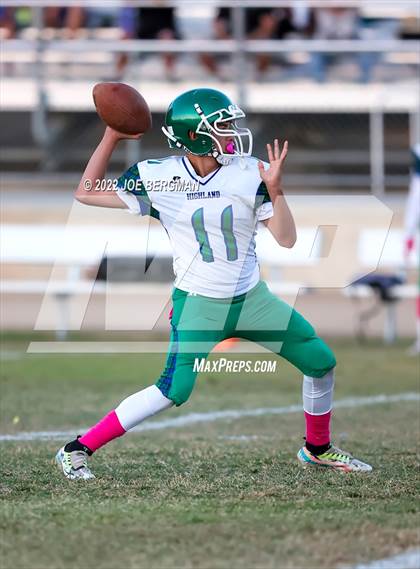 Thumbnail 1 in Highland @ East Bakersfield photogallery.