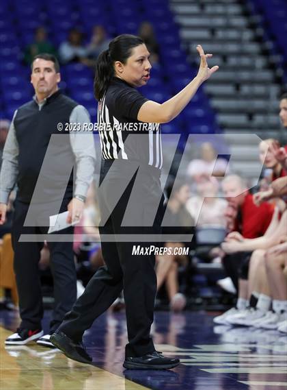 Thumbnail 1 in Lipan vs. Gruver (UIL 2A Basketball State Final) photogallery.