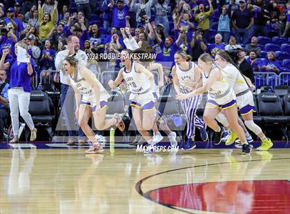 Thumbnail 2 in Lipan vs. Gruver (UIL 2A Basketball State Final) photogallery.