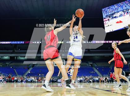 Thumbnail 1 in Lipan vs. Gruver (UIL 2A Basketball State Final) photogallery.