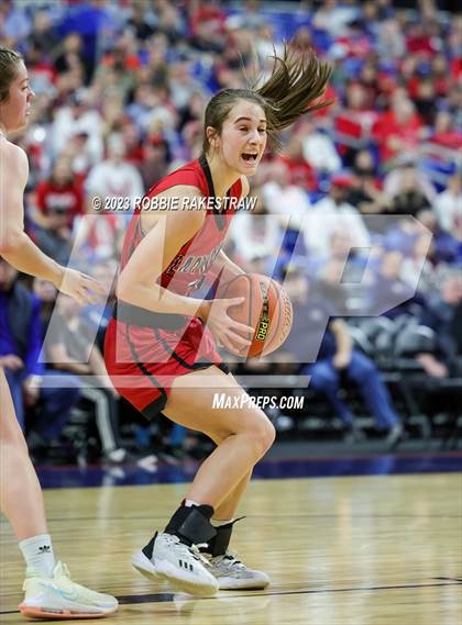 Thumbnail 2 in Lipan vs. Gruver (UIL 2A Basketball State Final) photogallery.