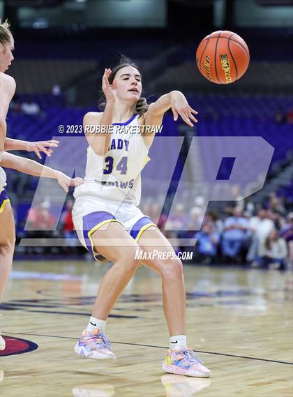 Thumbnail 2 in Lipan vs. Gruver (UIL 2A Basketball State Final) photogallery.
