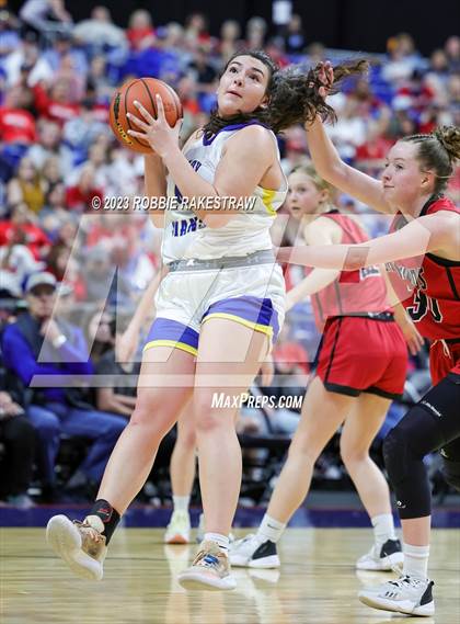 Thumbnail 2 in Lipan vs. Gruver (UIL 2A Basketball State Final) photogallery.
