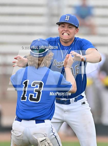 Thumbnail 3 in Broomfield vs. Chaparral (CHSAA 5A State 3rd Round) photogallery.