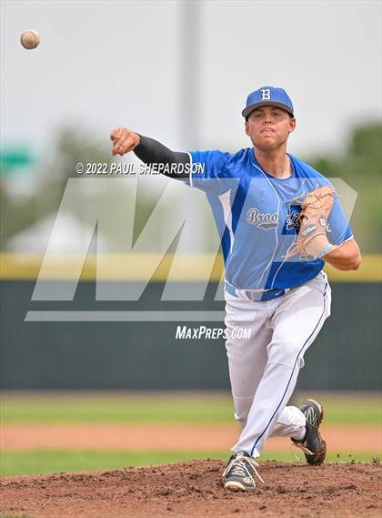 Thumbnail 3 in Broomfield vs. Chaparral (CHSAA 5A State 3rd Round) photogallery.