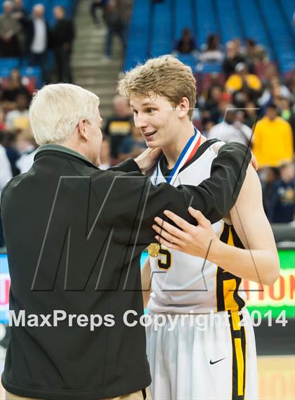 Thumbnail 3 in Bishop O'Dowd vs. Capital Christian (CIF NorCal Regional Open Division Final) photogallery.