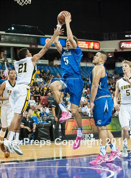 Thumbnail 3 in Bishop O'Dowd vs. Capital Christian (CIF NorCal Regional Open Division Final) photogallery.
