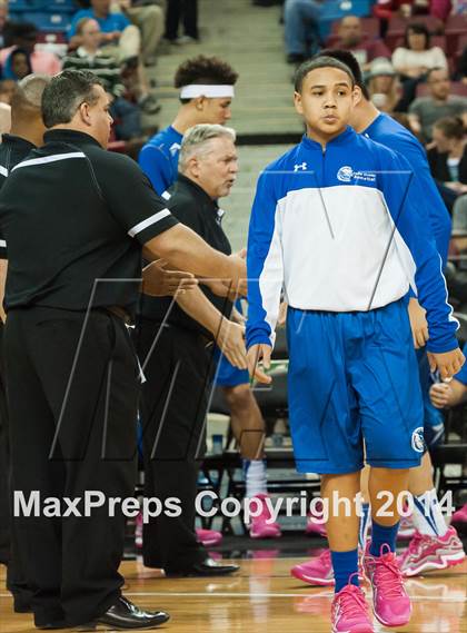 Thumbnail 2 in Bishop O'Dowd vs. Capital Christian (CIF NorCal Regional Open Division Final) photogallery.