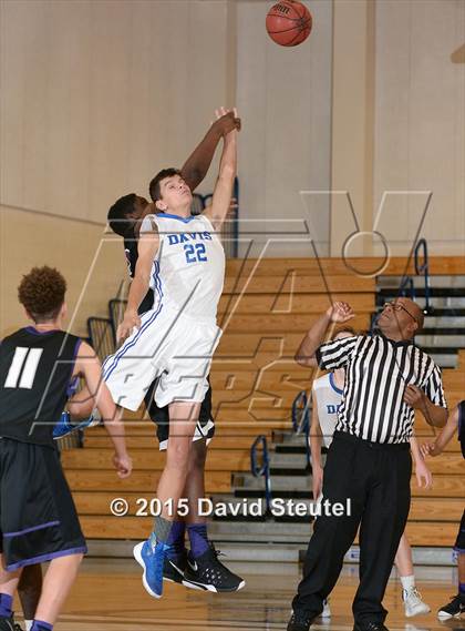 Thumbnail 1 in Franklin vs. Davis (Trojan Toss-Up) photogallery.