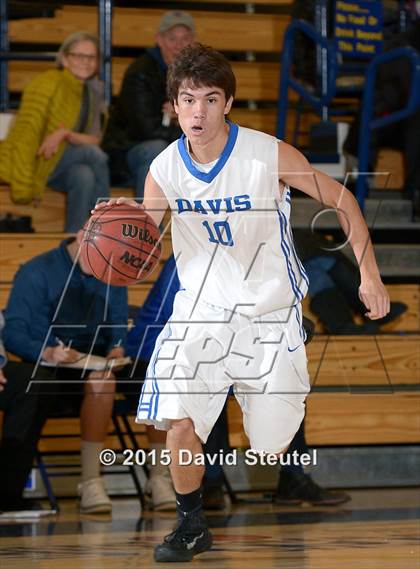 Thumbnail 3 in Franklin vs. Davis (Trojan Toss-Up) photogallery.