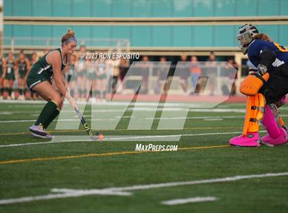 Thumbnail 3 in Harborfield @ East Hampton photogallery.