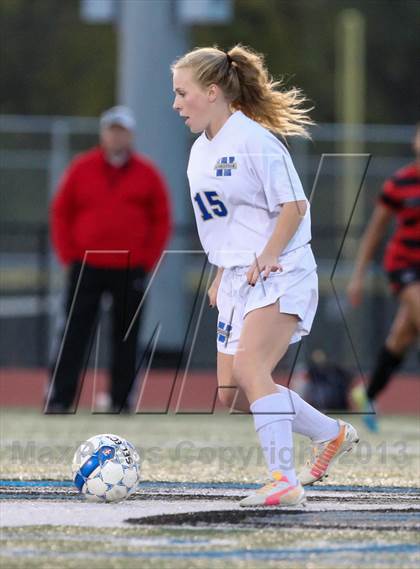 Thumbnail 3 in Hilton vs. Webster Schroeder (Section 5 Class AA Semifinal) photogallery.