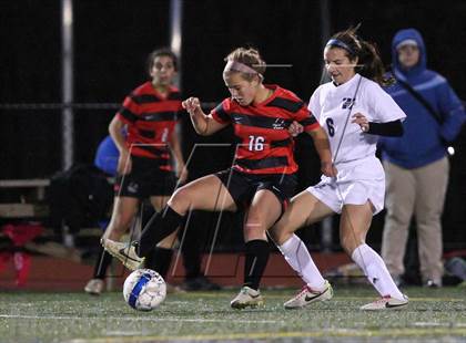 Thumbnail 1 in Hilton vs. Webster Schroeder (Section 5 Class AA Semifinal) photogallery.