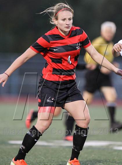 Thumbnail 1 in Hilton vs. Webster Schroeder (Section 5 Class AA Semifinal) photogallery.