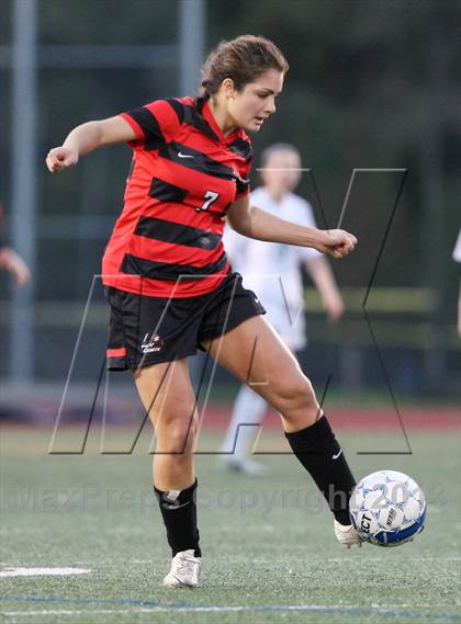 Thumbnail 3 in Hilton vs. Webster Schroeder (Section 5 Class AA Semifinal) photogallery.