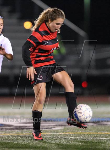 Thumbnail 2 in Hilton vs. Webster Schroeder (Section 5 Class AA Semifinal) photogallery.