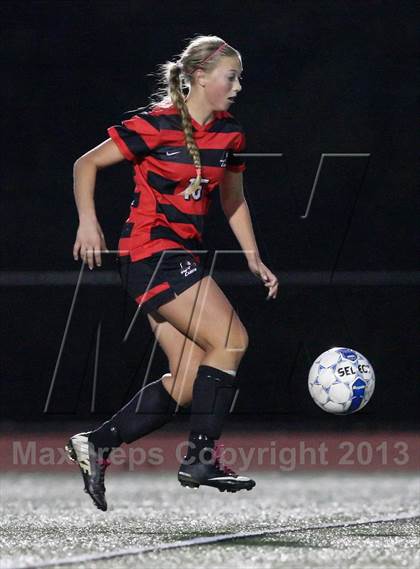 Thumbnail 2 in Hilton vs. Webster Schroeder (Section 5 Class AA Semifinal) photogallery.