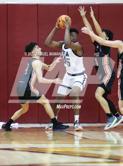 Thumbnail 3 in Roosevelt vs San Gabriel academy (So Cal Showdown) photogallery.