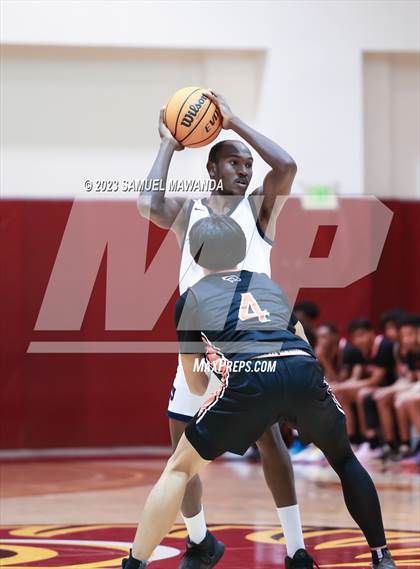 Thumbnail 1 in Roosevelt vs San Gabriel academy (So Cal Showdown) photogallery.