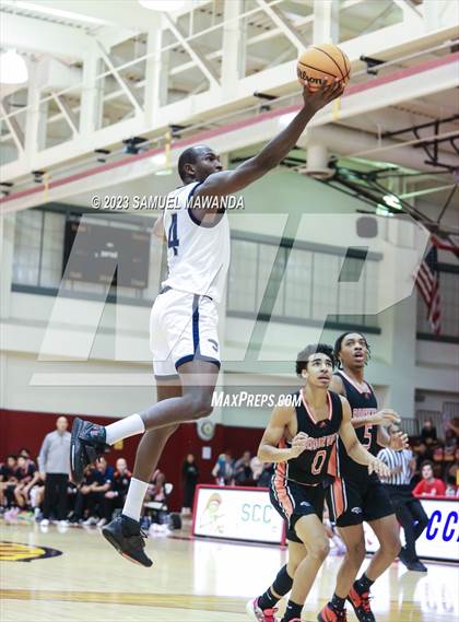 Thumbnail 1 in Roosevelt vs San Gabriel academy (So Cal Showdown) photogallery.