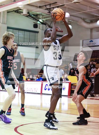 Thumbnail 1 in Roosevelt vs San Gabriel academy (So Cal Showdown) photogallery.