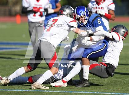 Thumbnail 3 in St. Thomas Aquinas vs Metuchen photogallery.