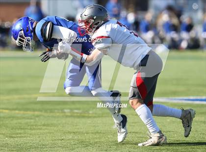 Thumbnail 2 in St. Thomas Aquinas vs Metuchen photogallery.