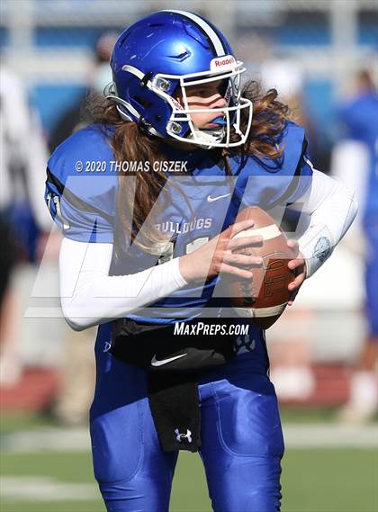 Thumbnail 1 in St. Thomas Aquinas vs Metuchen photogallery.