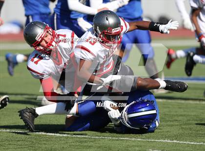Thumbnail 1 in St. Thomas Aquinas vs Metuchen photogallery.