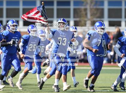 Thumbnail 2 in St. Thomas Aquinas vs Metuchen photogallery.