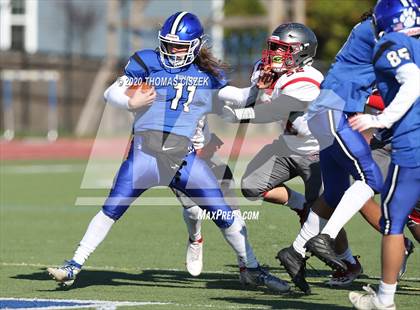 Thumbnail 1 in St. Thomas Aquinas vs Metuchen photogallery.