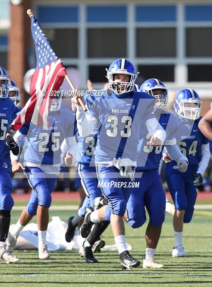 Thumbnail 1 in St. Thomas Aquinas vs Metuchen photogallery.