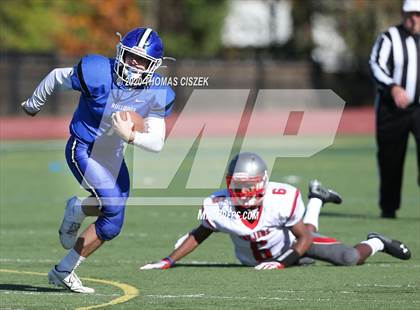 Thumbnail 3 in St. Thomas Aquinas vs Metuchen photogallery.