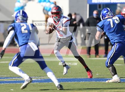 Thumbnail 3 in St. Thomas Aquinas vs Metuchen photogallery.