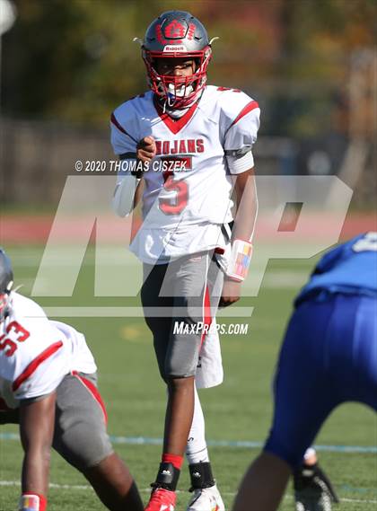 Thumbnail 1 in St. Thomas Aquinas vs Metuchen photogallery.