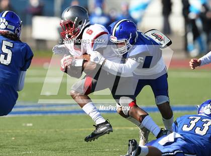 Thumbnail 3 in St. Thomas Aquinas vs Metuchen photogallery.